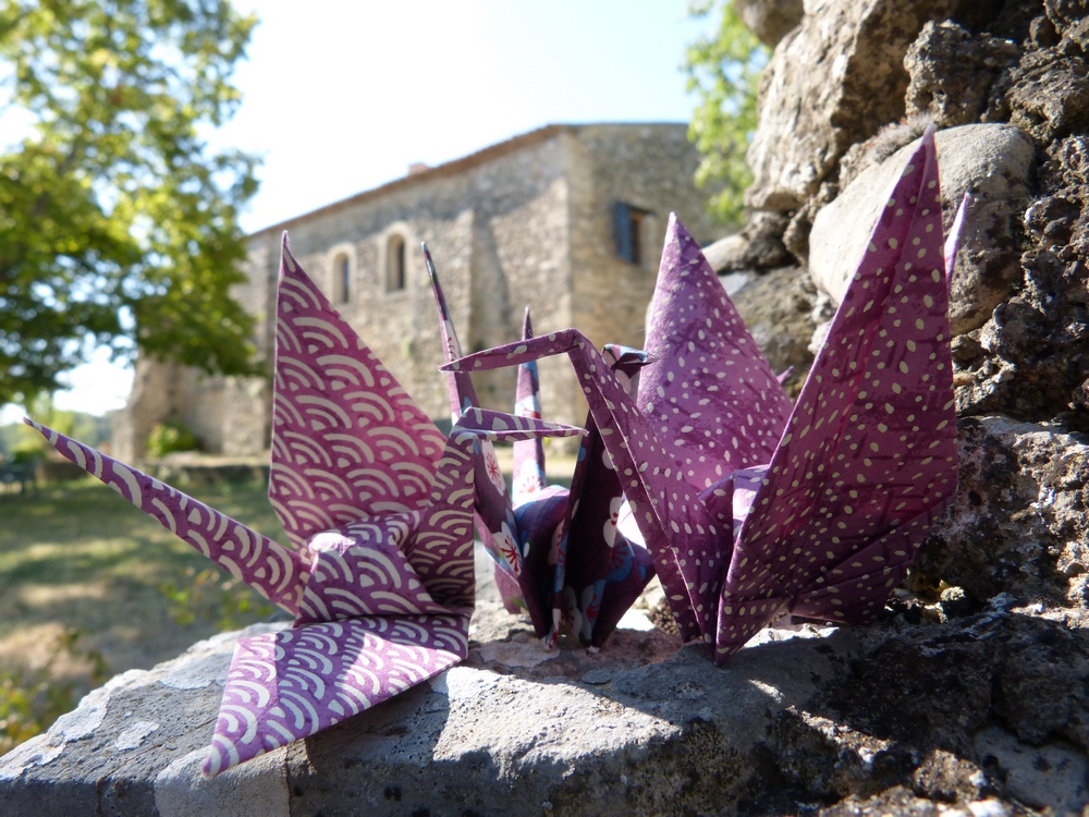 Maison familiale, origamis et retrouvailles
