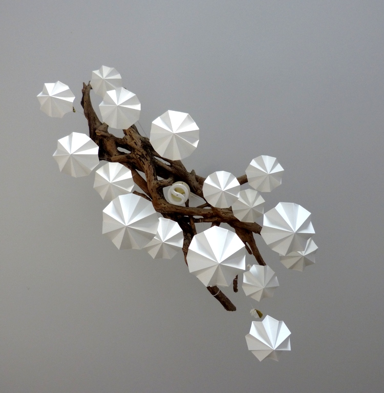 Un nuage de diamants blancs