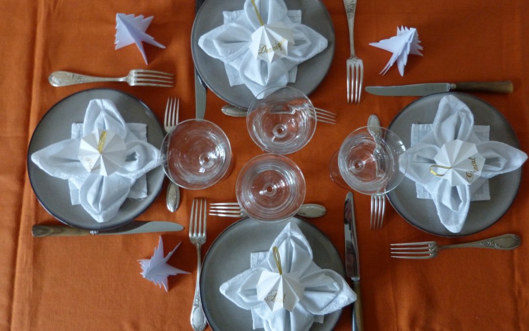 Diamants marque place pour une jolie table de Noël