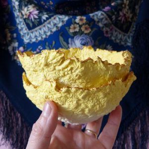 Petites Coupes pétales jaune pâle